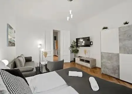City Apartment, Central, 2 Min To U1 Keplerplatz Vienna Exterior photo