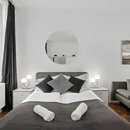 City Apartment, Central, 2 Min To U1 Keplerplatz Vienna Exterior photo