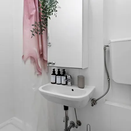 City Apartment, Central, 2 Min To U1 Keplerplatz Vienna Exterior photo
