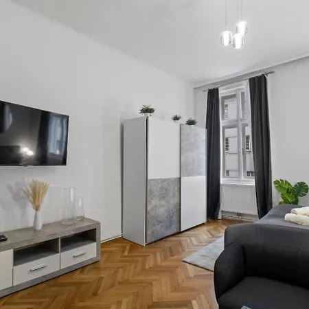 City Apartment, Central, 2 Min To U1 Keplerplatz Vienna Exterior photo