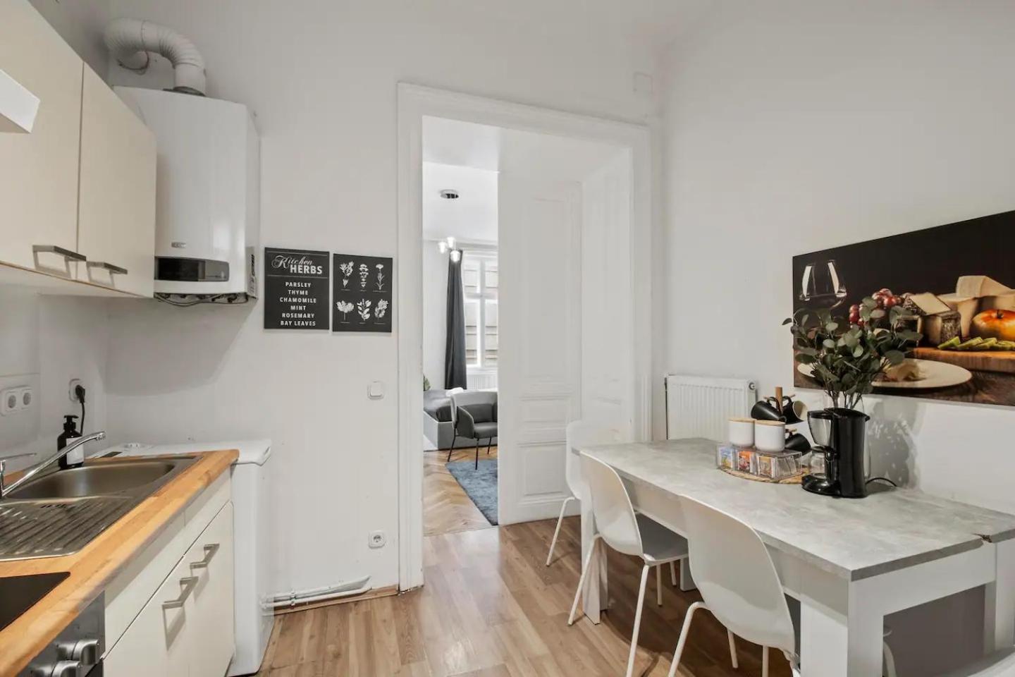 Apartment Apartment, Central, 2 Min To U1 Keplerplatz *