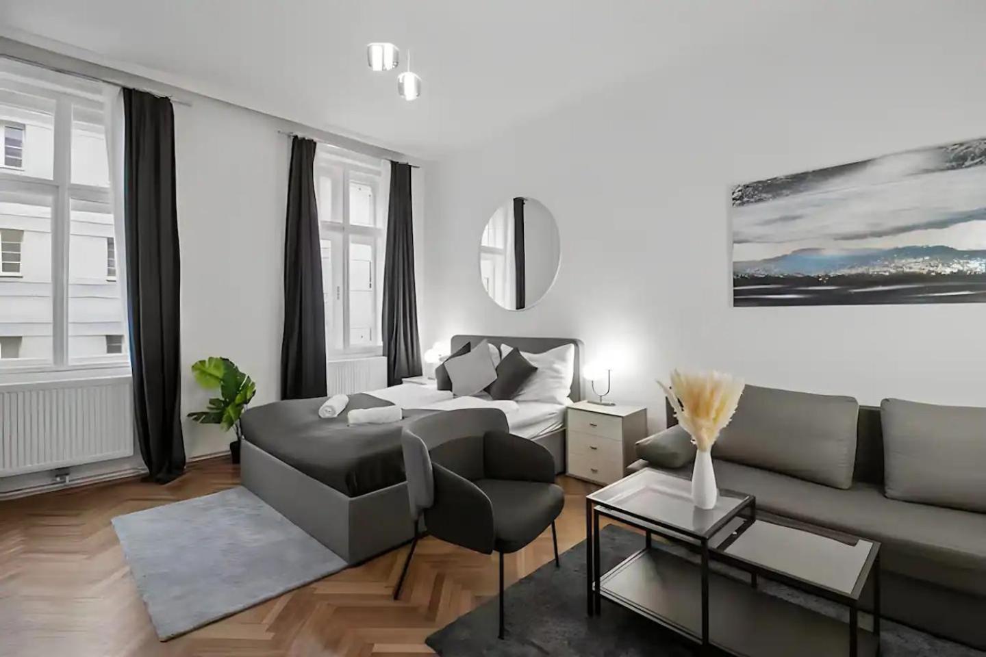 Apartment, Central, 2 Min To U1 Keplerplatz *